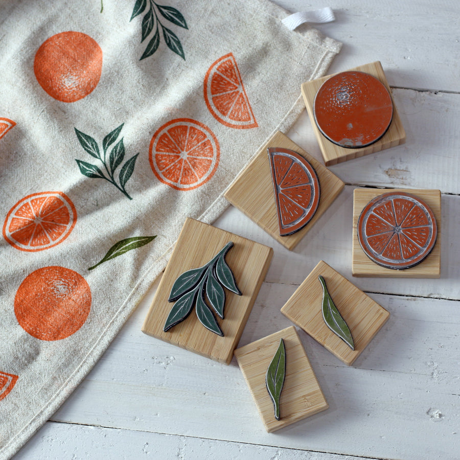 Stamping on fabric: prints that survive the wash